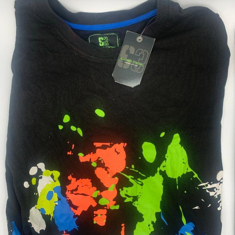 Sacred crown T-shirt size medium Black with design of paint - Picture 2 of 3